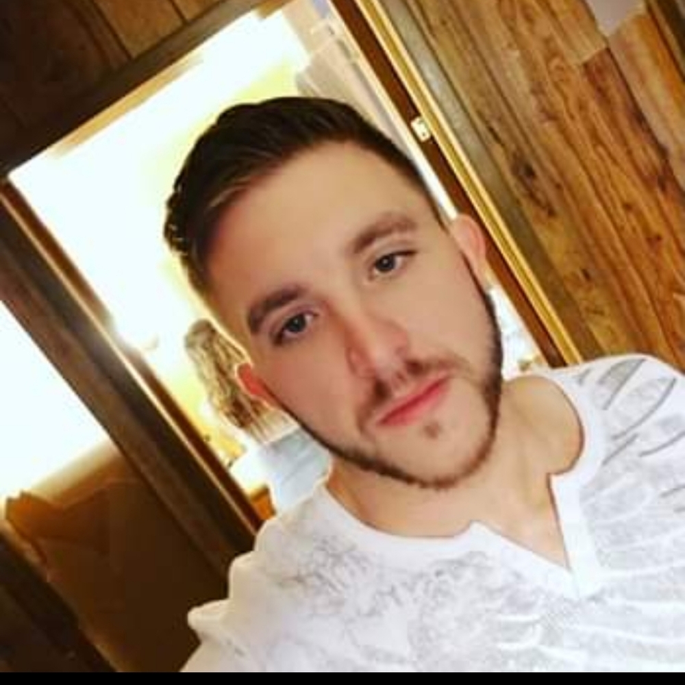 Meet your Posher, Sky